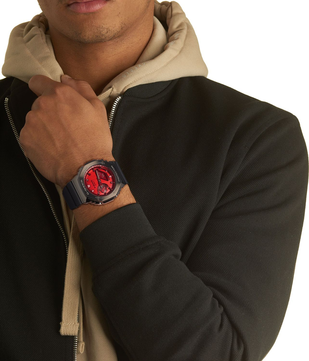 Мужские наручные часы Casio G-Shock GM-2100B-4A