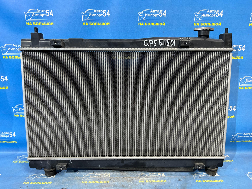 Радиатор двигателя Honda FIT 2013-2020