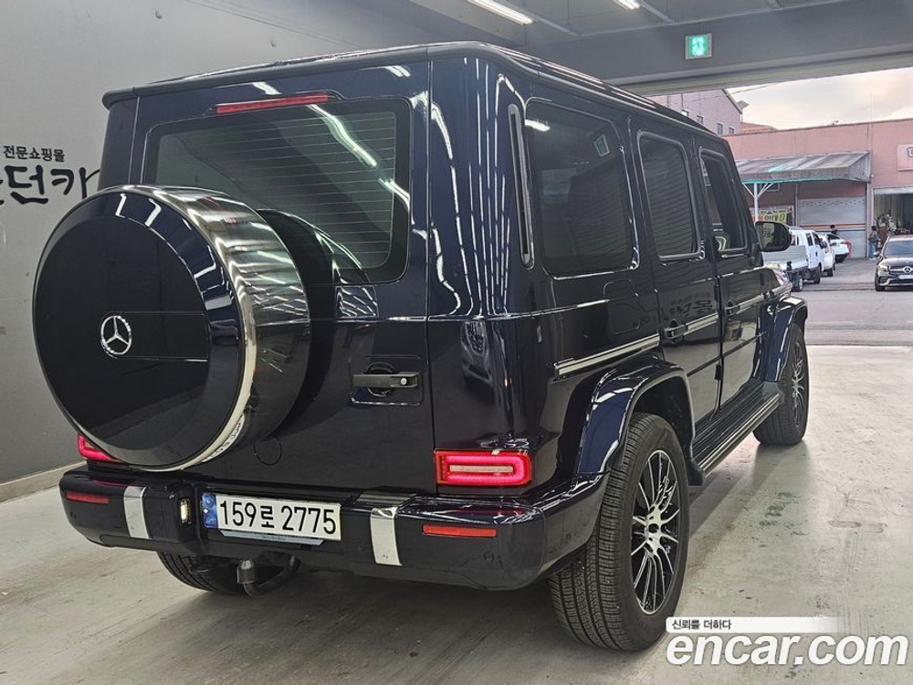 Mercedes-Benz G-Class W463b G400 d (09.2023)