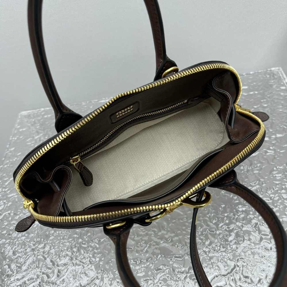 Miu Miu Aventure 28 cm