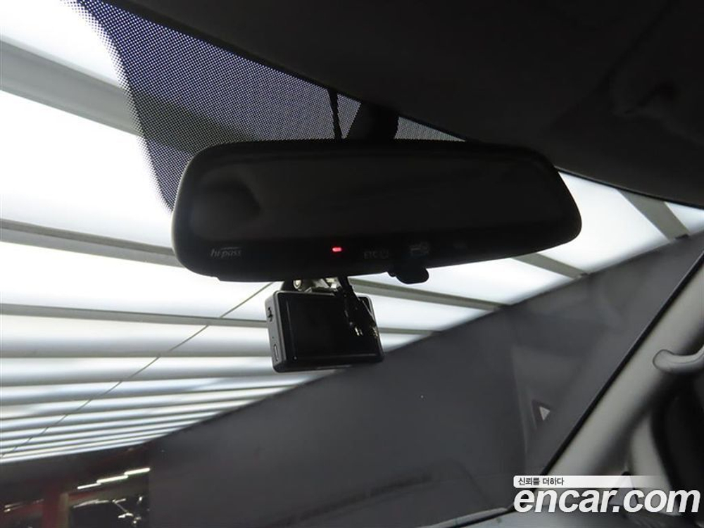 Hyundai The New Grand Starex Van 3-х местный (05.2020)
