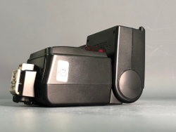 Nikon SB-600