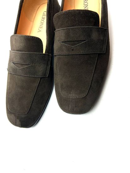 Лоферы женские