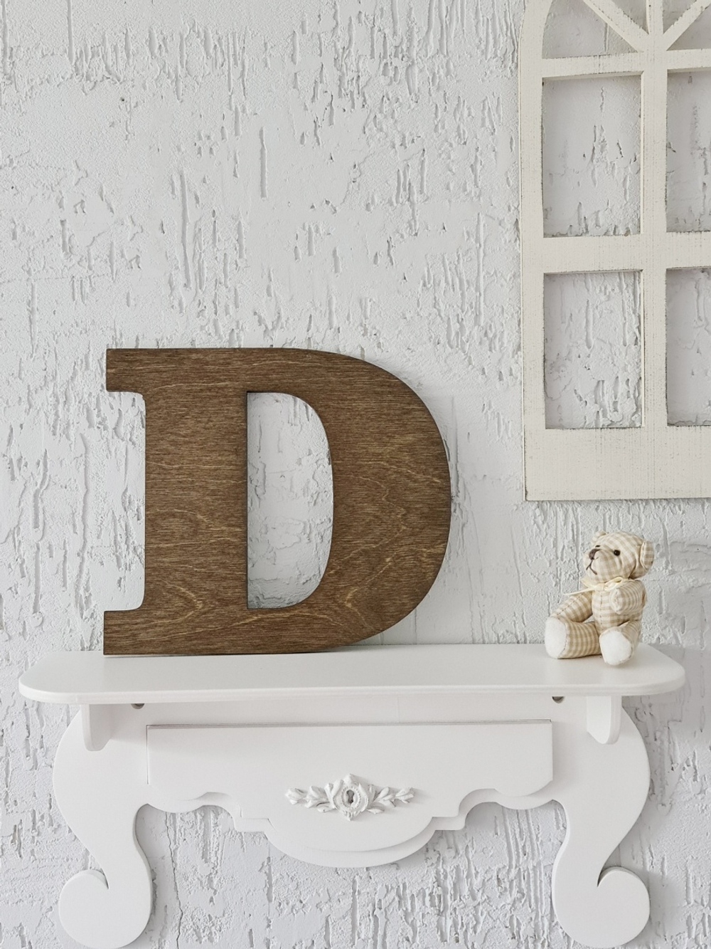 Буква английского алфавита деревянная настенная