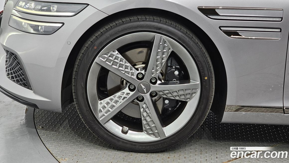 Genesis G80 (RG3) Бензин 2.5 Turbo AWD (12.2021)