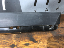 Накладка двери задней правой Kia Seltos 19-нв Б/У Оригинал 87734Q5010