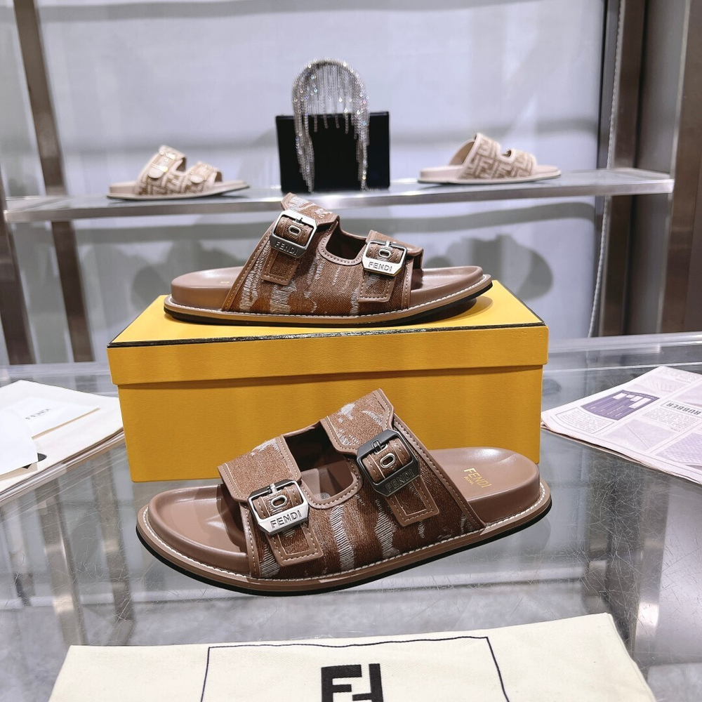 Fendi Feel Slides