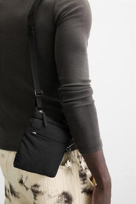 ZARA ТЕХНИЧЕСКАЯ СУМКА ЧЕРЕЗ ПЛЕЧО, ЧЕРНЫЙ