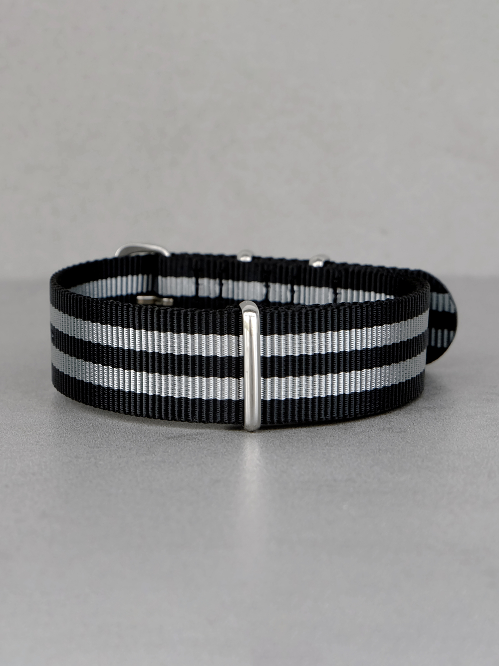 Nato Strap - нейлоновый ремешок для часов