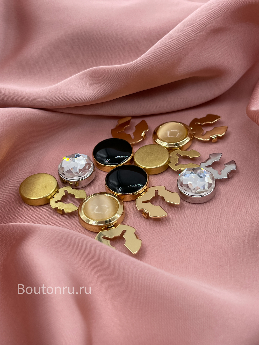 Накладки на пуговицы матовое золото (клипсы)