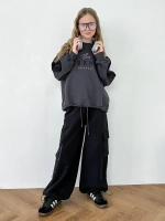 Спортивный костюм для девочки в школу