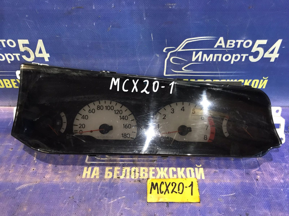 Щиток приборов TOYOTA PRONARD 2000