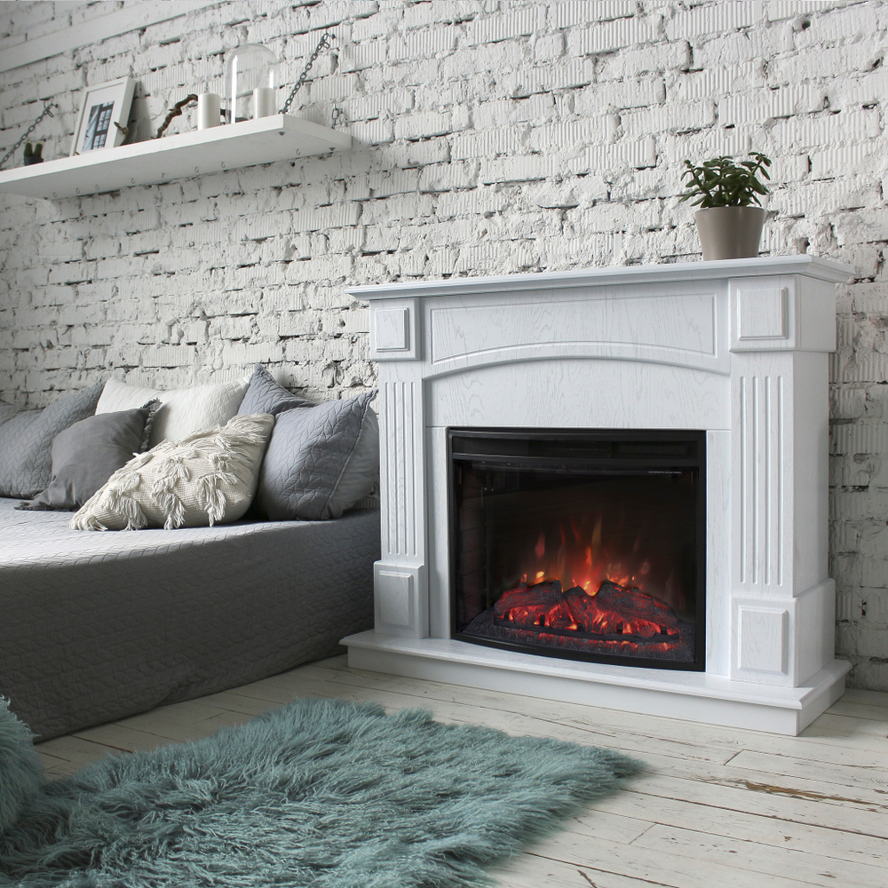 Каминокомплект Real Flame Carolina 24/25,5 WT-F515 с очагом Evrika 25,5