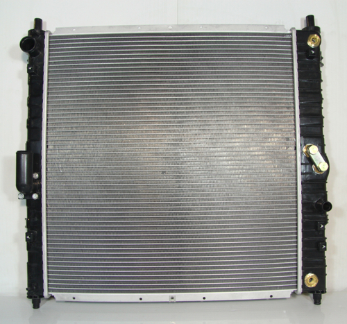 Радиатор охлаждения SsangYong Rexton 1