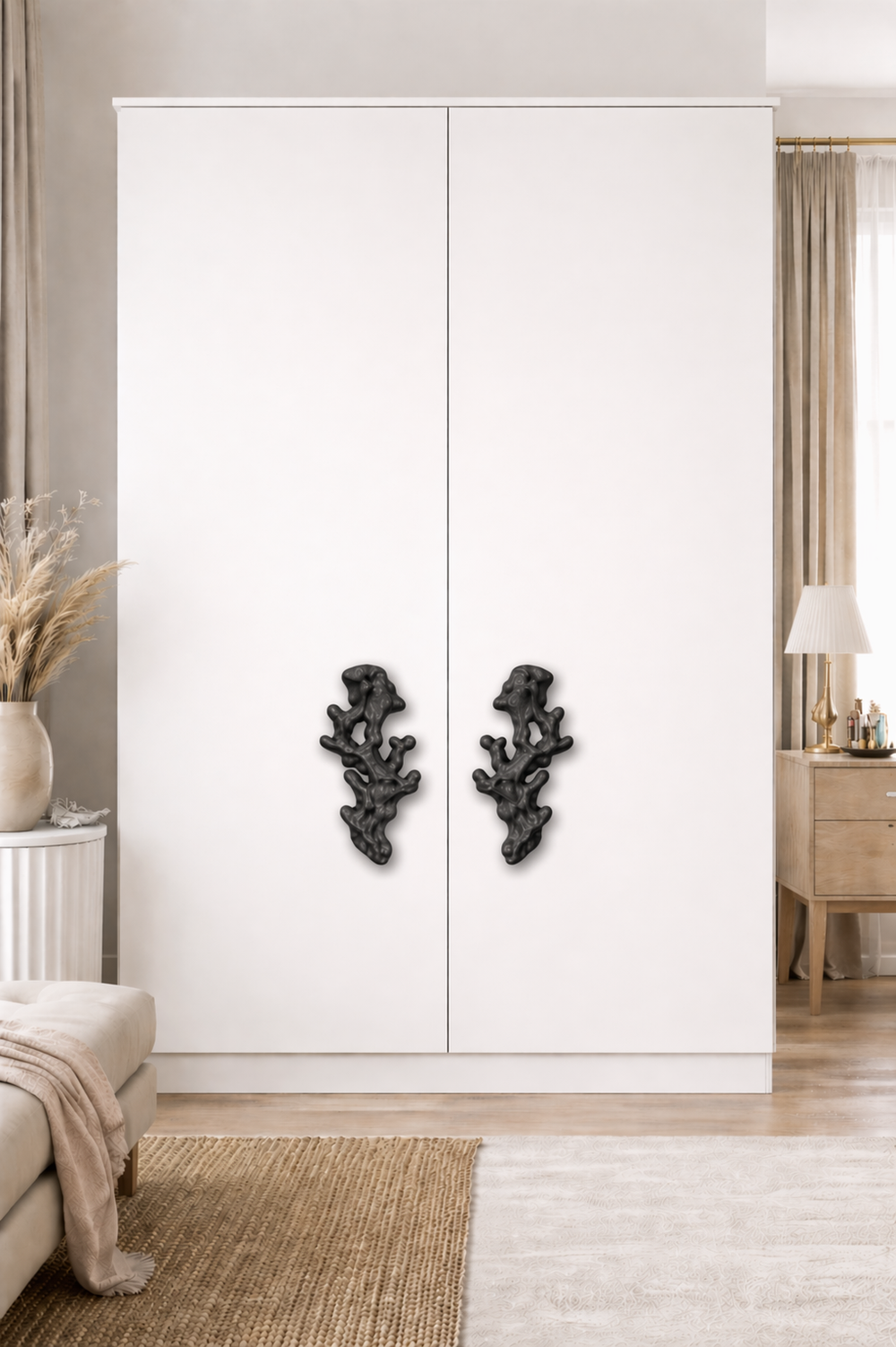 Дверная мебельная ручка Coral