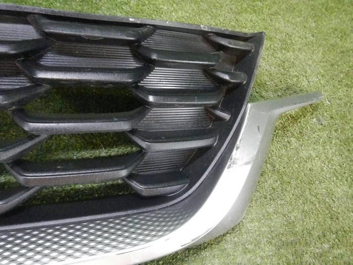 Решетка радиатора Kia Seltos (2019-н.в.)