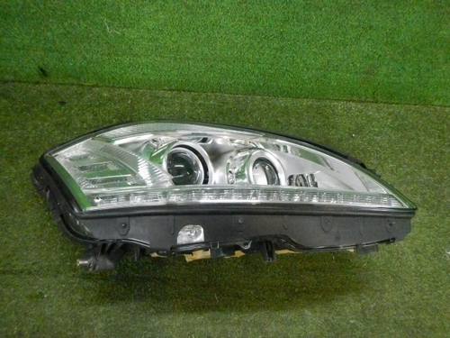 Фара правая Mercedes S w221 (2009-2013) ксенон