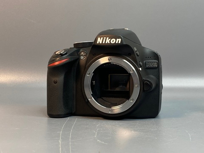 Nikon D3200 kit 18-55mm 3.5-5.6G VR 8603 кадра