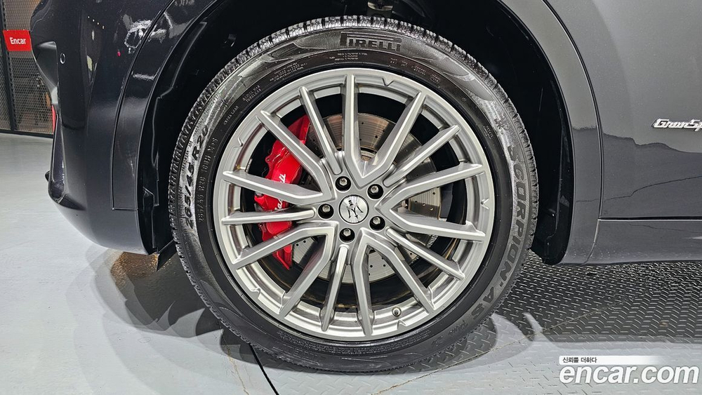 Maserati Levante 3.0 AWD GrandSport (12.2020)