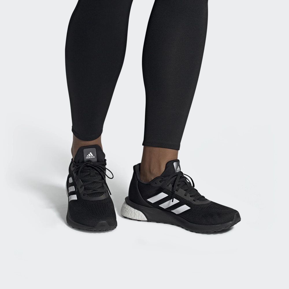 Кроссовки Adidas Astrarun