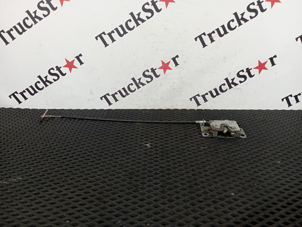 Замок инструментального ящика левого