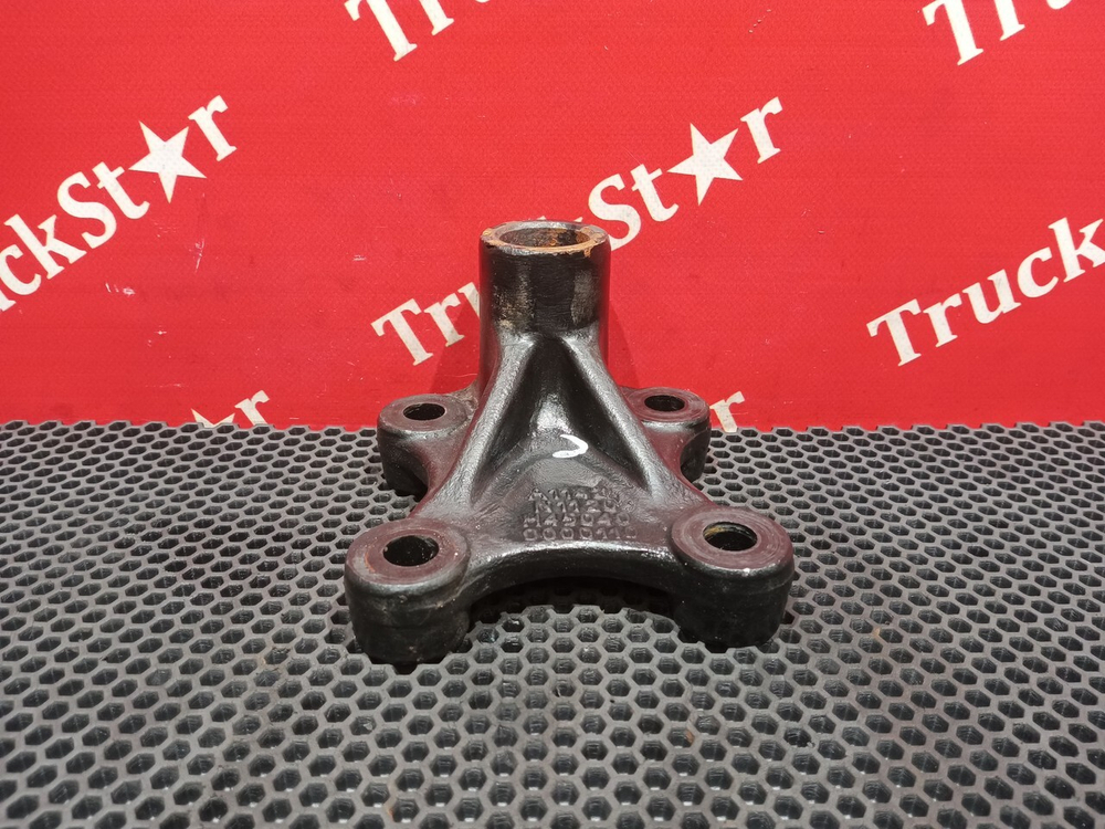 Кронштейн цилиндра подъема кабины 2023г