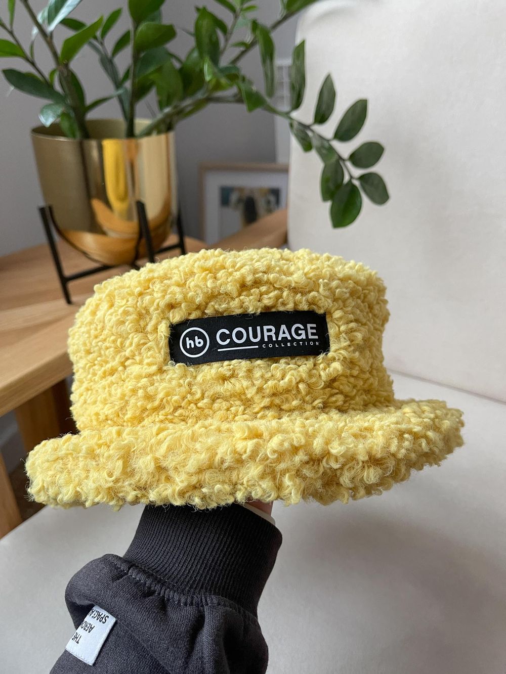 Пальто и панама Courage