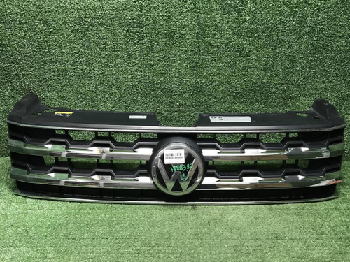 Решетка радиатора VW Teramont (2017-2022)