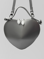 Сумка 4029-1 однотонная в форме сердца с короткой ручкой и длинным ремешком в комплекте