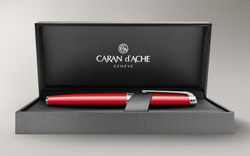 Шариковая ручка Carandache Leman Scarlet red lacquered SP латунь лак посеребрение с родиевым напылением (4789.770)