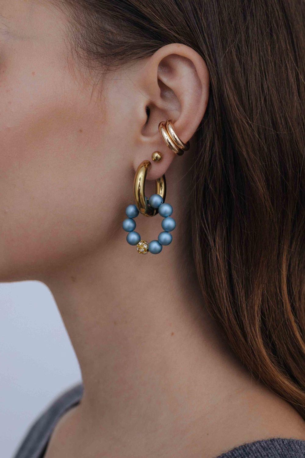 Подвеска Кольцо из матовых бусин 6 мм со сверкающей вставкой