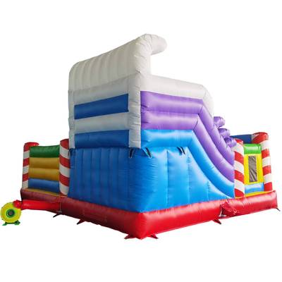 Коммерческий надувной батут «Веселый домик»,  6*5*4 м