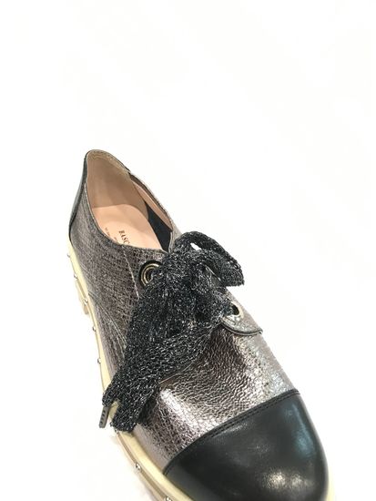 Лоферы женские