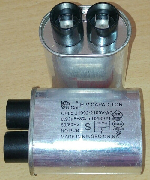 Конденсатор на СВЧ 0,9 мкФ. 2100В