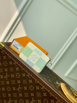 Louis Vuitton Romy Card Holder