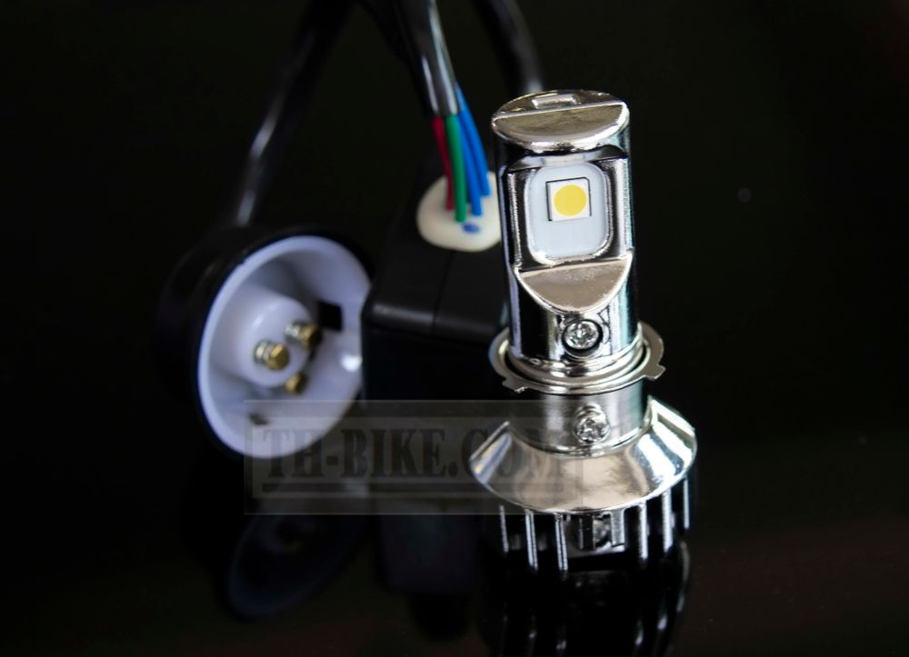 T19 LED bulb. Hi-Low beam. 40W, DC-AC 9-18V. Made in Thailand.