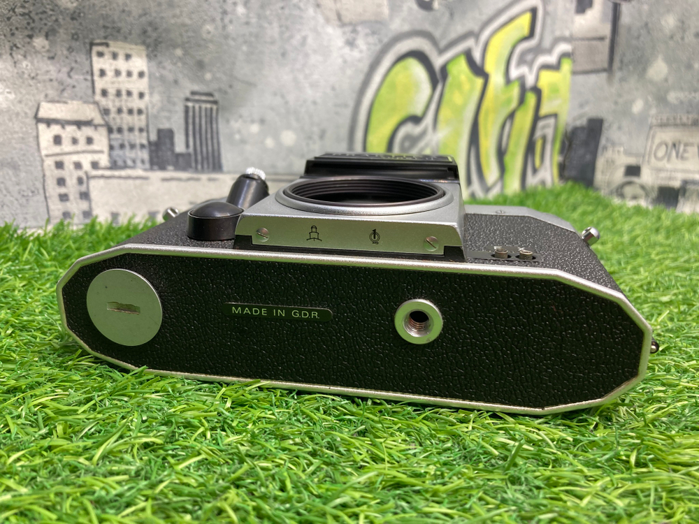 Praktica Super TL