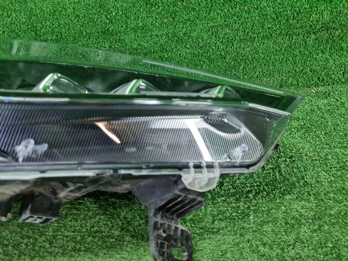 Фара правая Haval F7 (2018-2024) LED