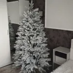 Заснеженная елка «Веста» (Литая хвоя) 210 см / 2,1 м