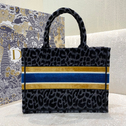 Christian Dior Book Tote 36 cm