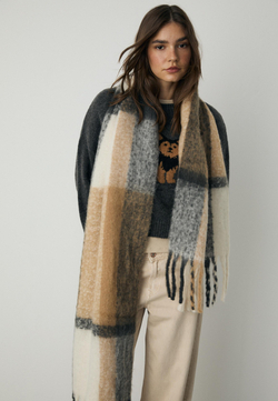 STRADIVARIUS Клетчатый шарф, черный