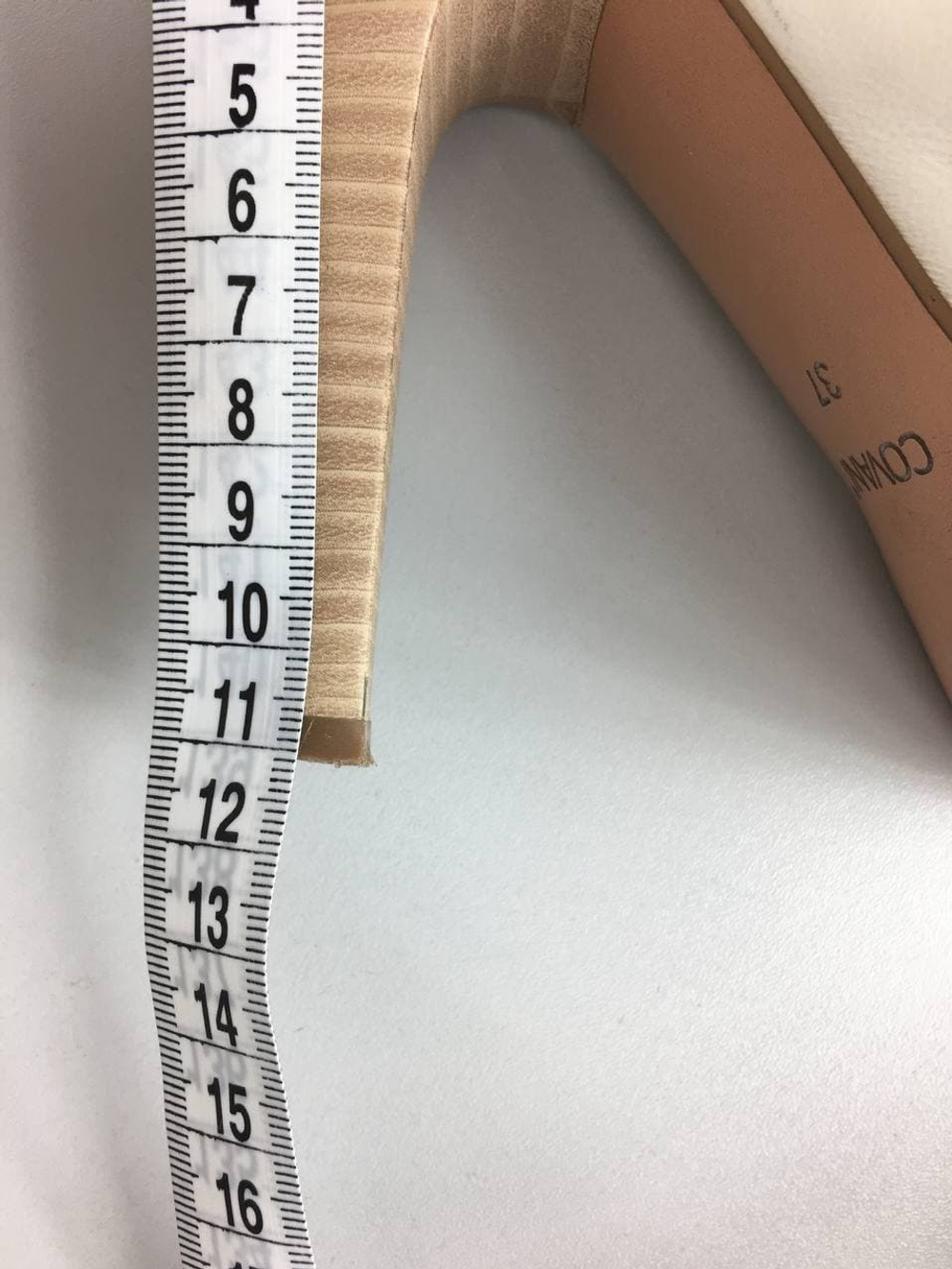 Босоножки Covani кожаные 37 размер