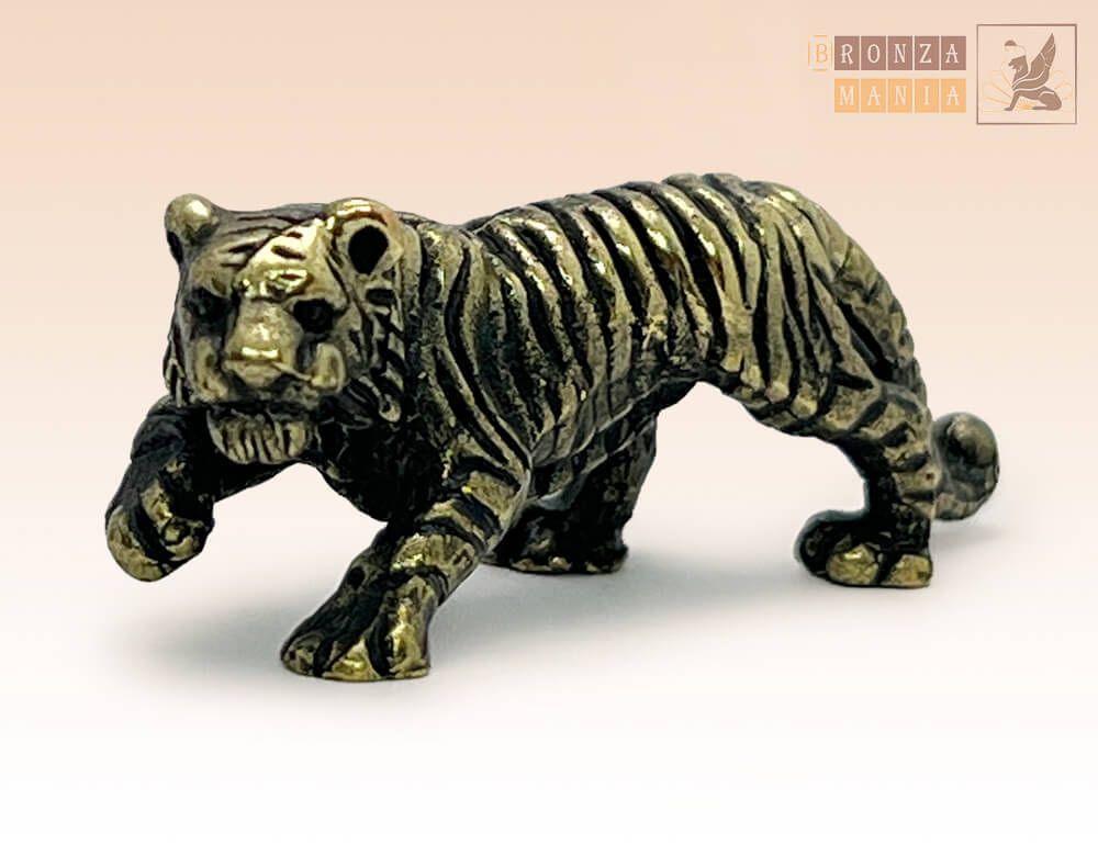 фигурка Тигр таящийся