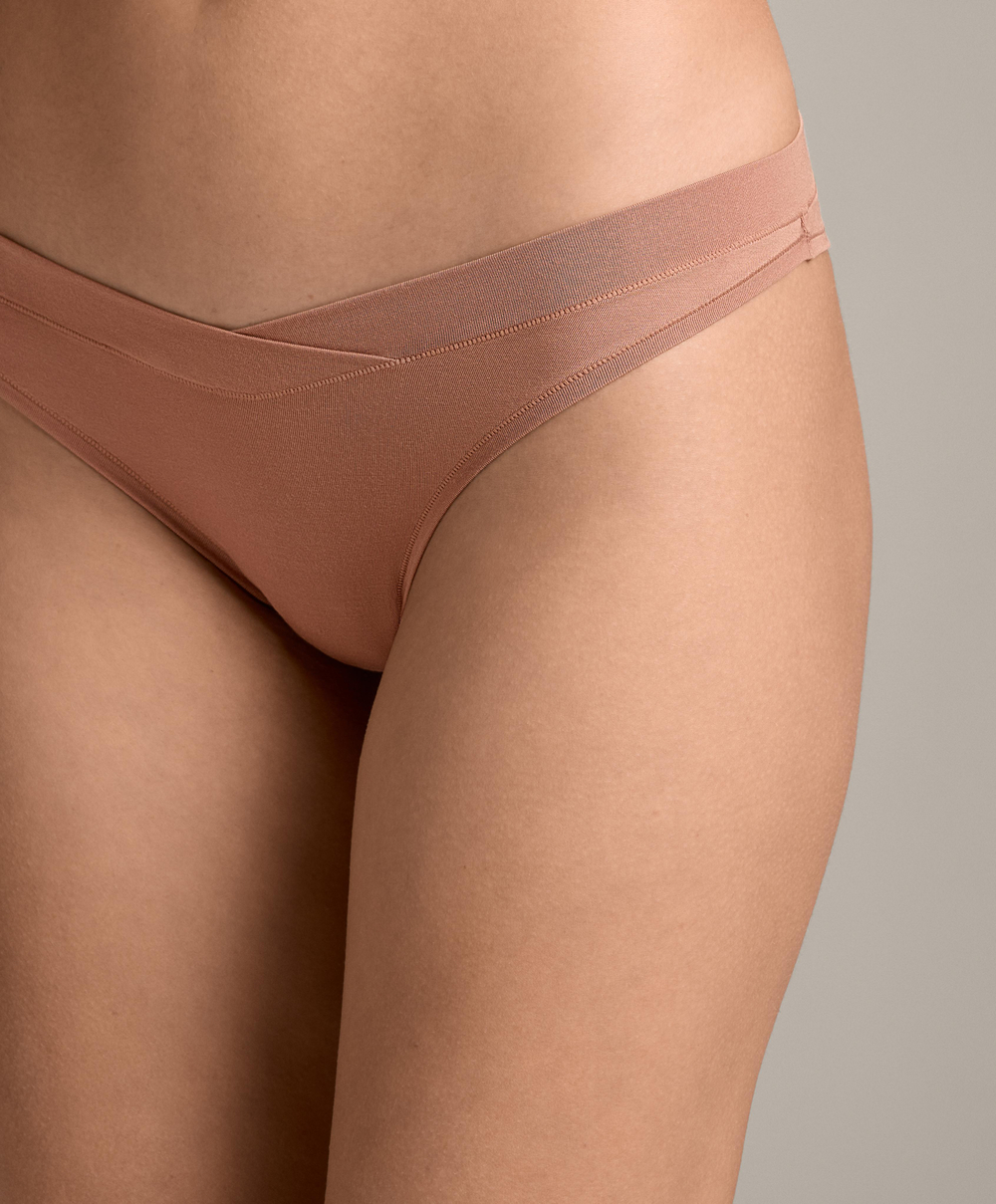 OYSHO Набор из трех классических трусиков с V-образным вырезом из модальной смеси, кремовый