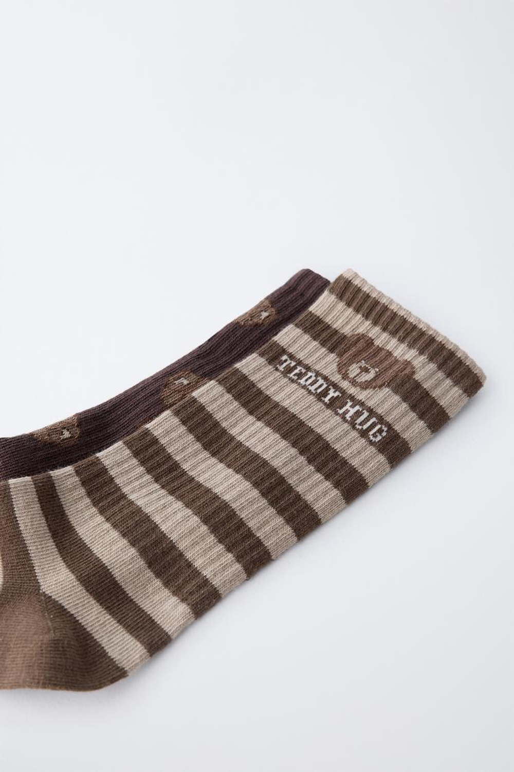 ZARA НАБОР ИЗ ДВУХ ПАР ВЫСОКИХ НОСКОВ С МЕДВЕЖОНКОМ И В ПОЛОСКУ, КОРИЧНЕВЫЙ