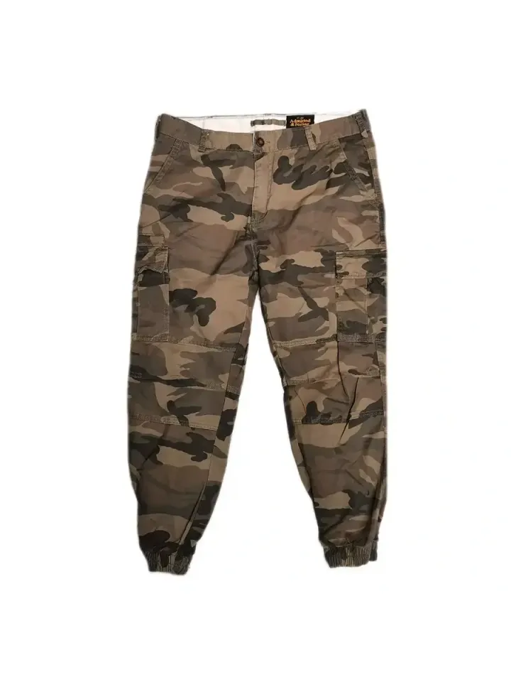 Брюки Admiited & Feeling на резинке (кмф коричневый)