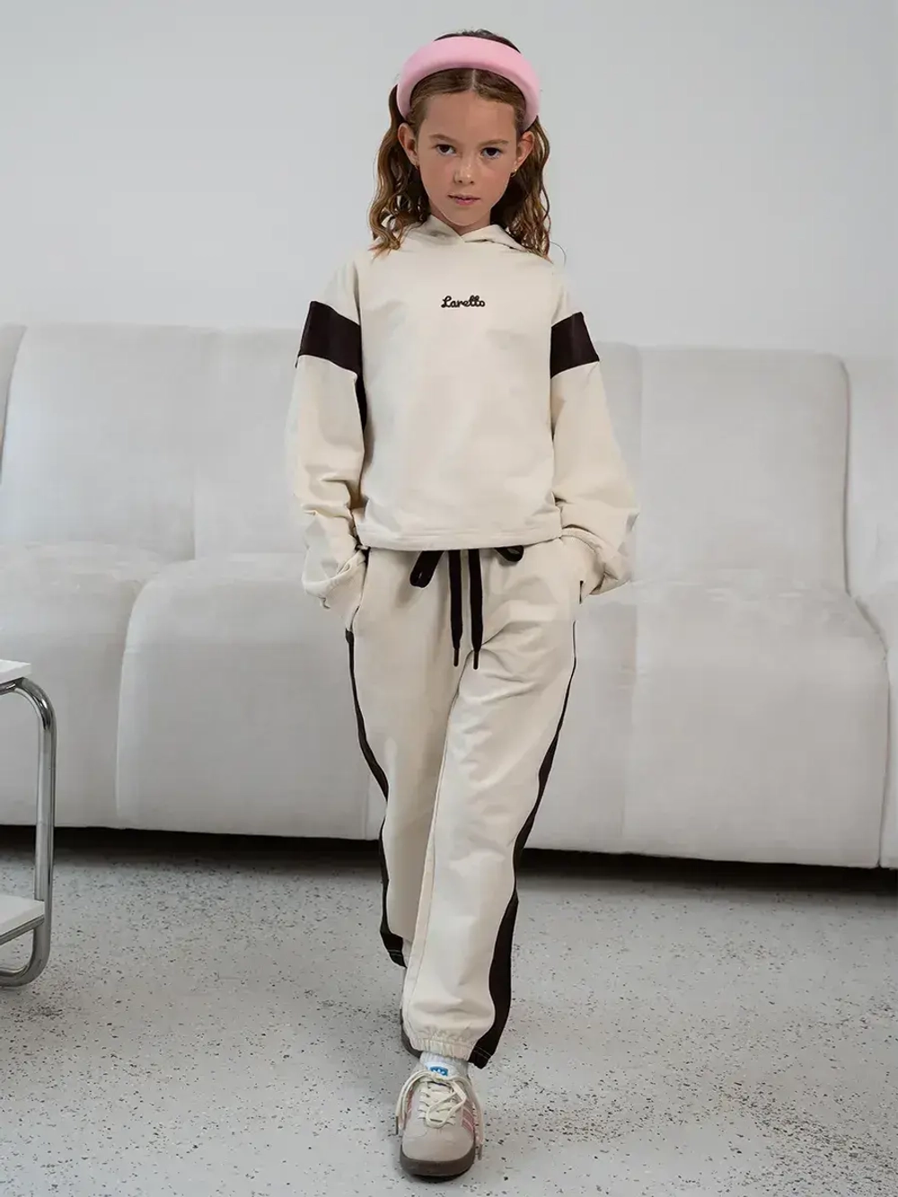 Спортивный костюм для девочки подростка