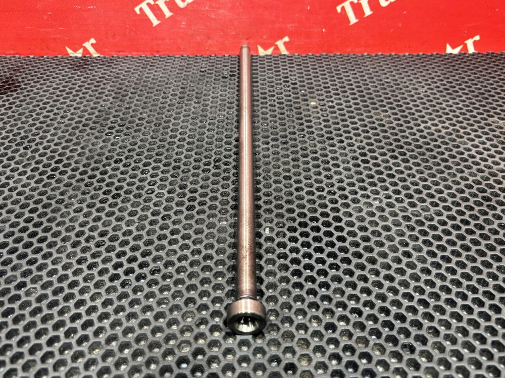 Штанга толкателя впускного клапана 2019г.