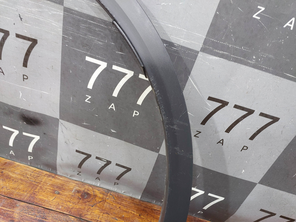 Накладка крыла заднего левого VW Touareg 3 18-нв Б/У Оригинал 760853817C