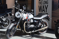 Triumph Street Twin
